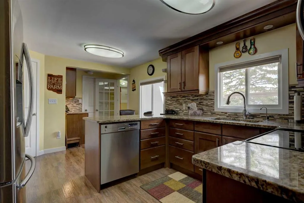 255244 Range Road 282