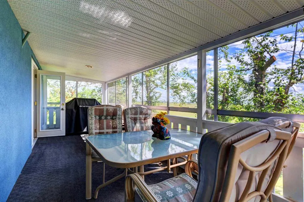 255244 Range Road 282