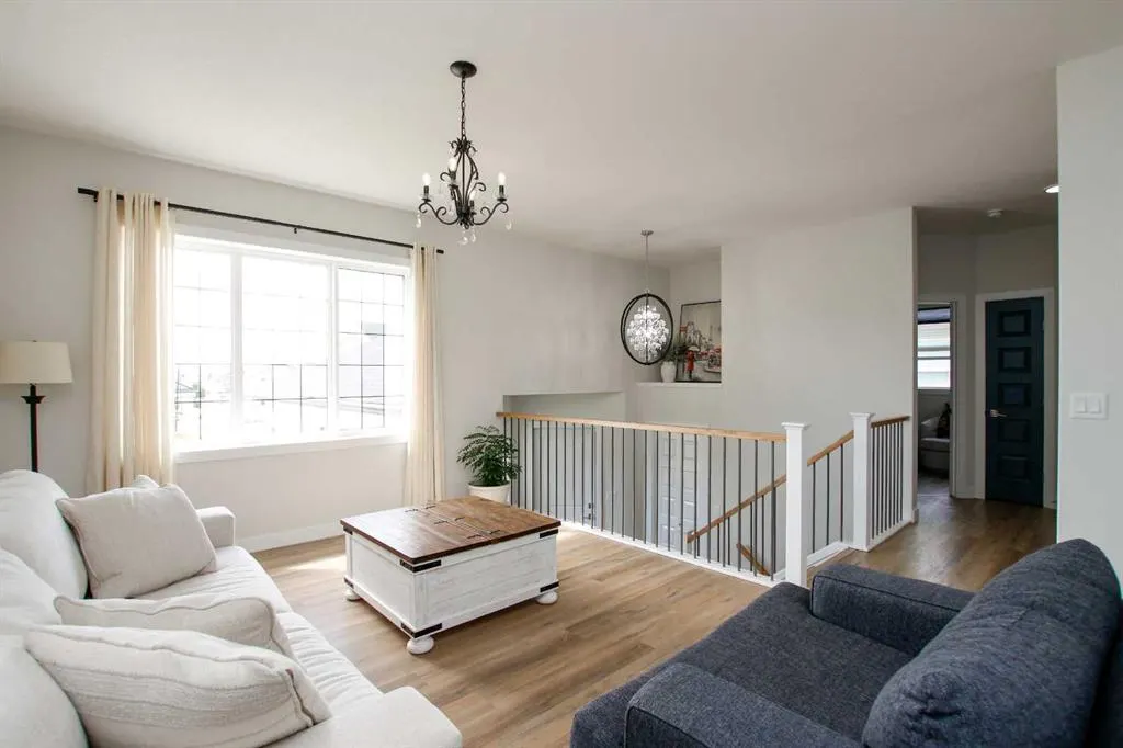 7 Thayer Close