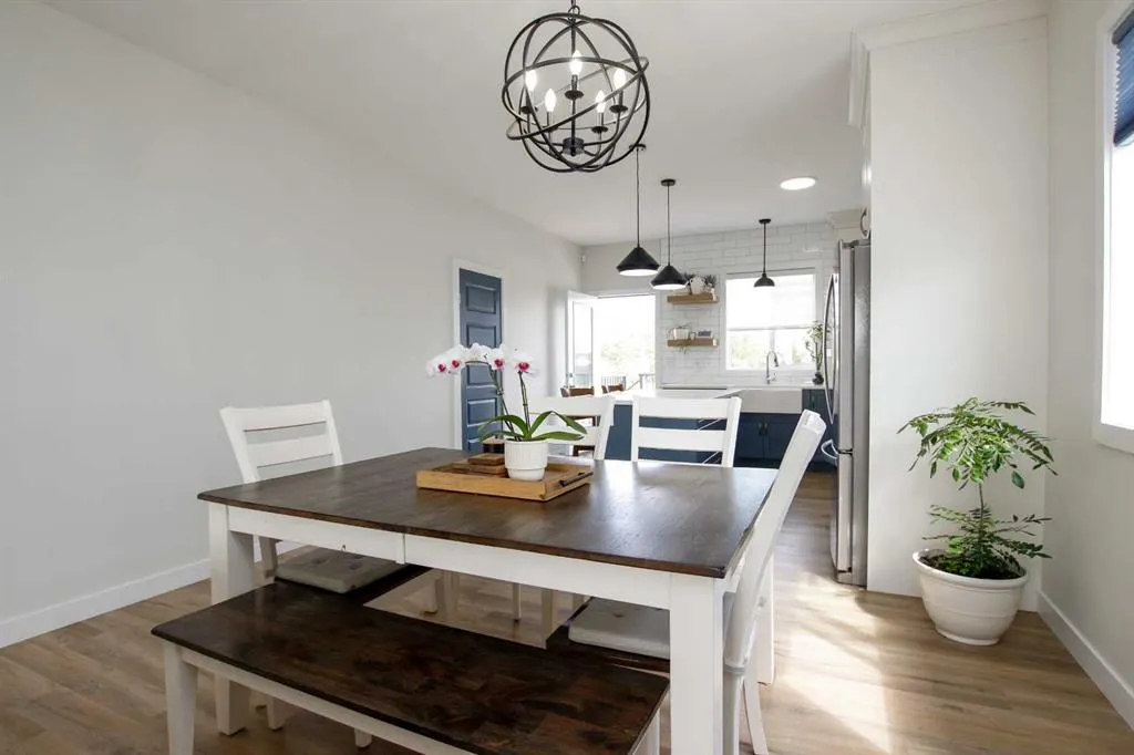 7 Thayer Close