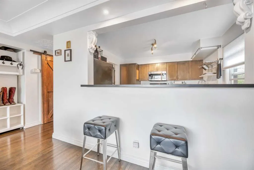 1833 21 Avenue NW, #3
