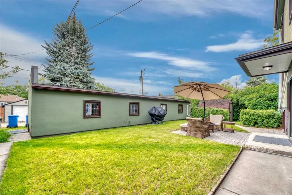 1833 21 Avenue NW, #3