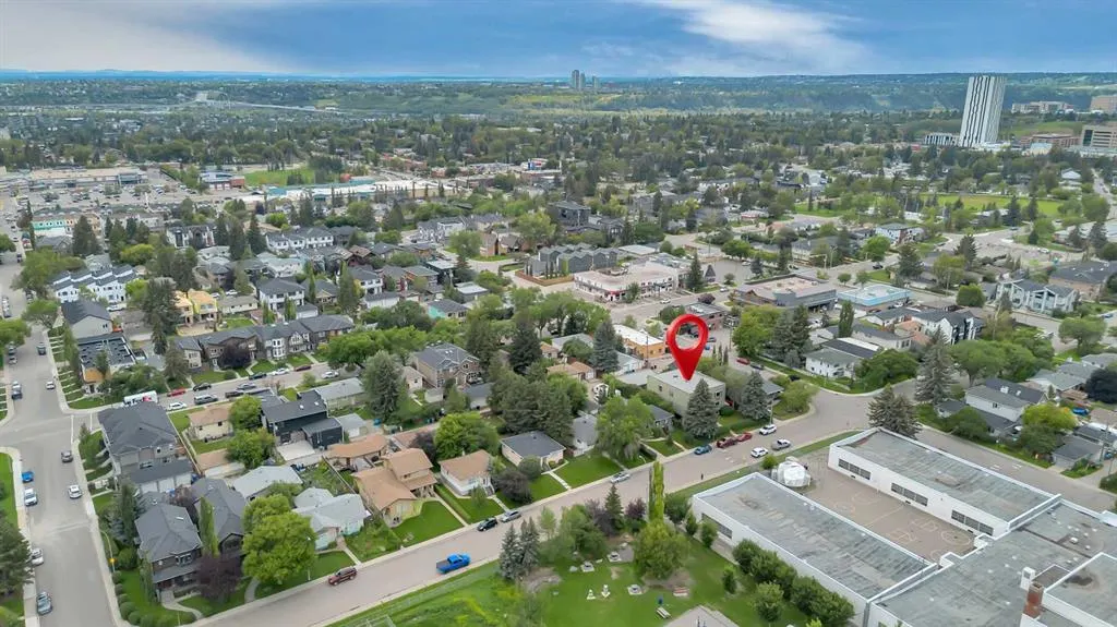 1833 21 Avenue NW, #3