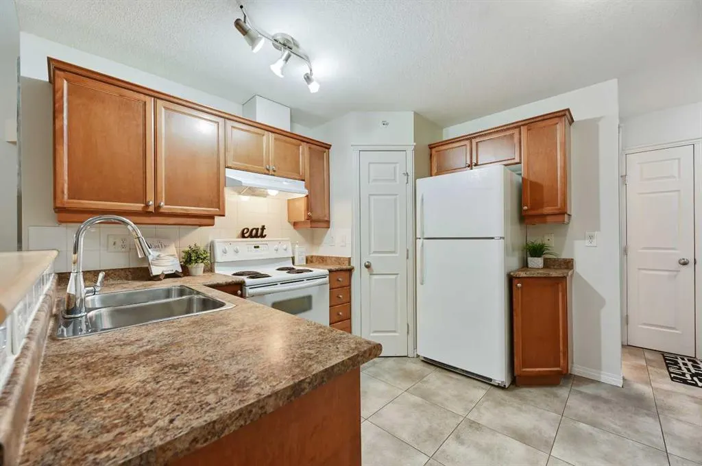 1110 17 Street SW, #401