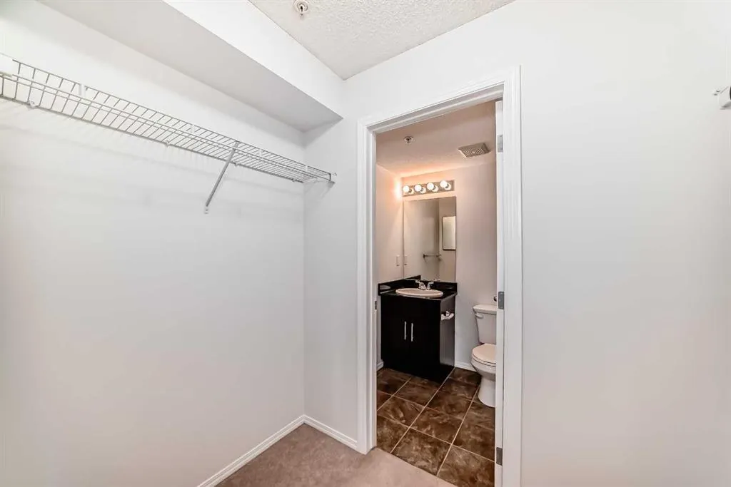 403 Mackenzie Way SW, #9113