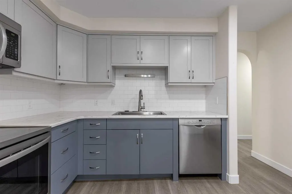 75 1 Avenue S, #120