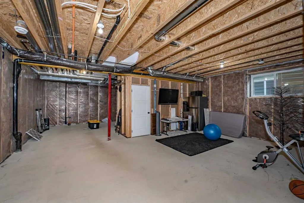 120 Howse Road NE