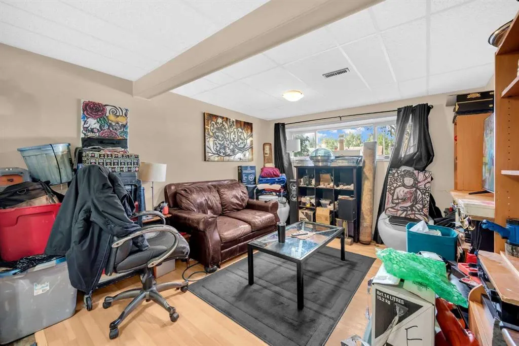 32 Fallingworth Place