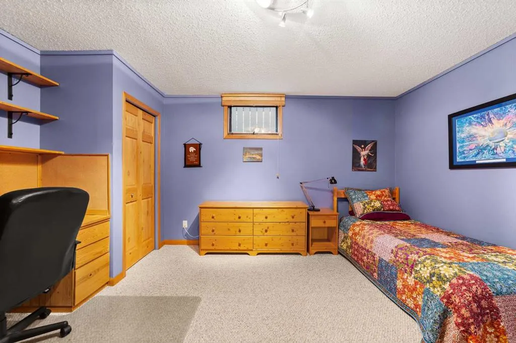 25 Westheights Drive