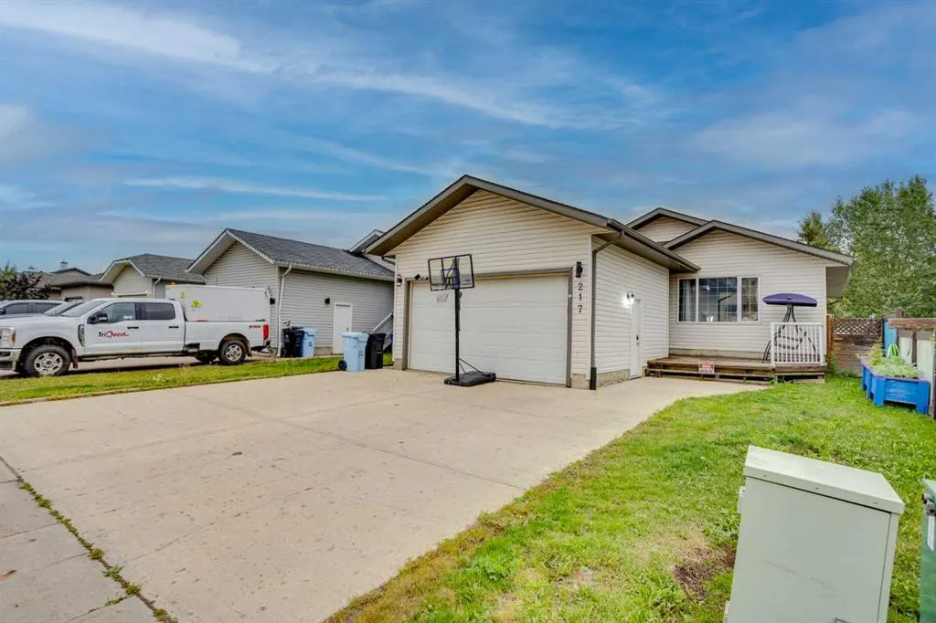 217 Swanson Crescent