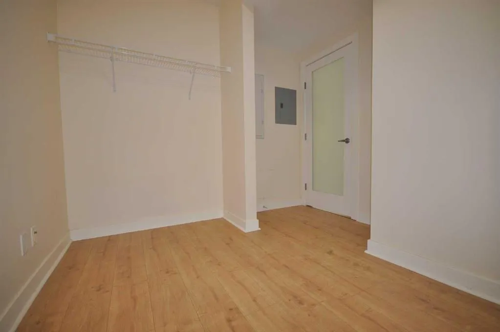 10 Brentwood Common NW, #302