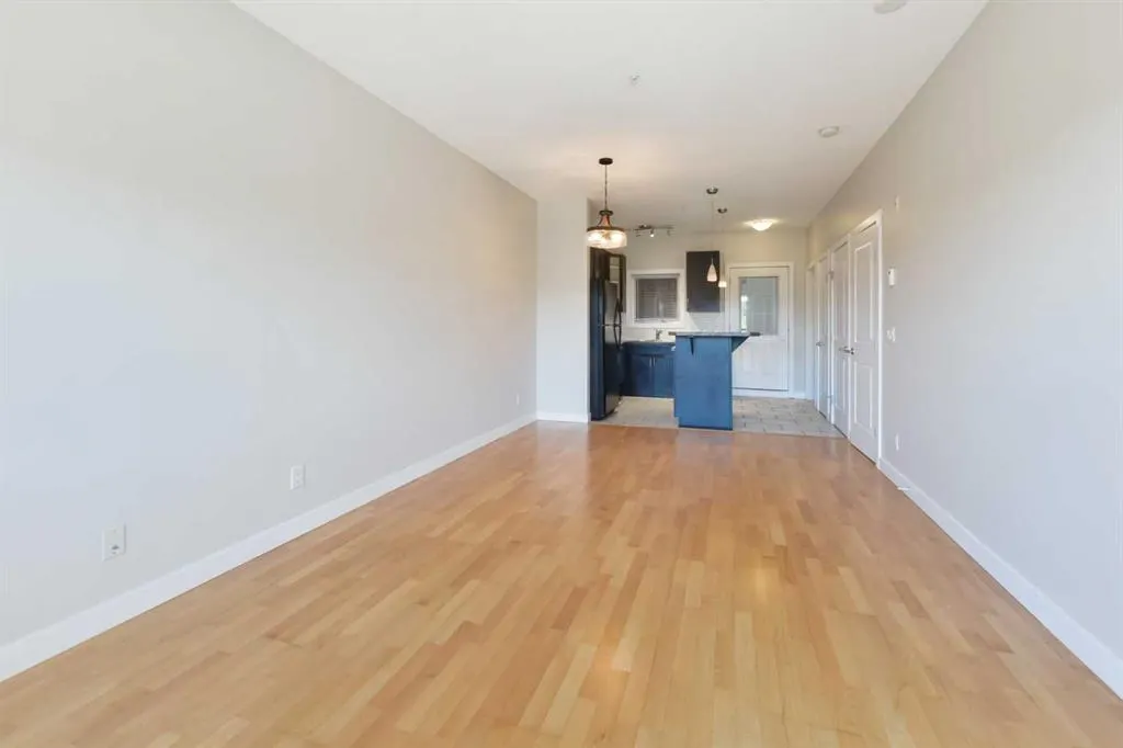 1108 15 Street SW, #207