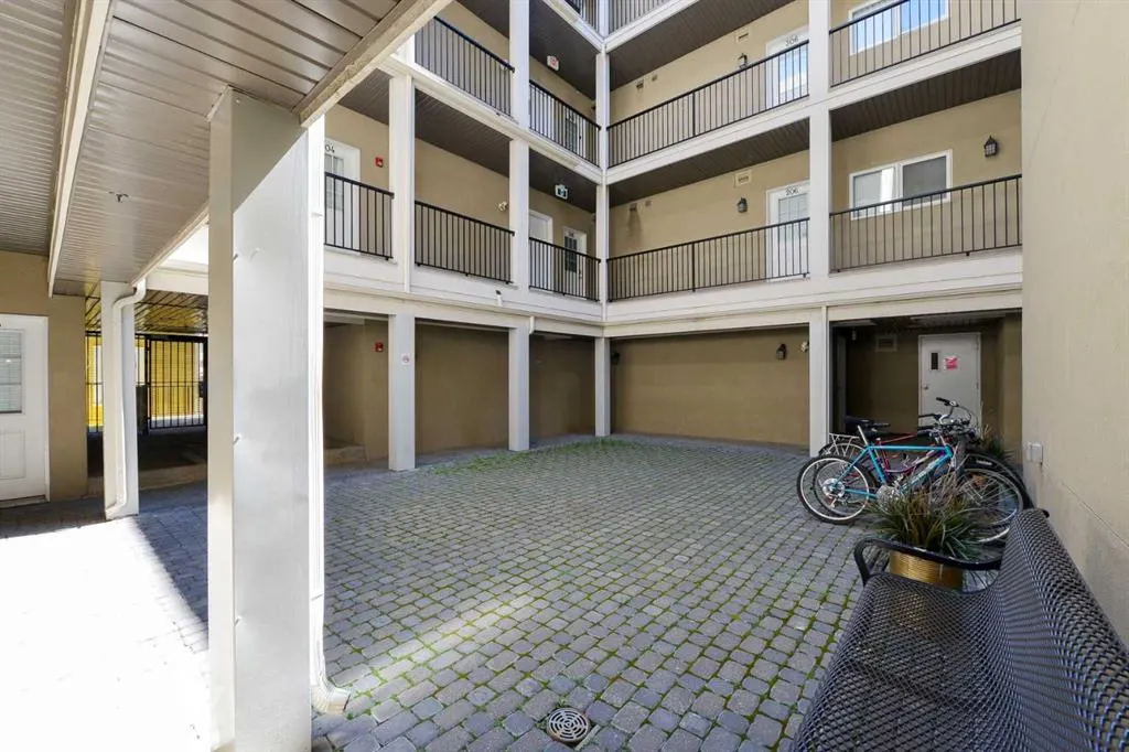 1108 15 Street SW, #207
