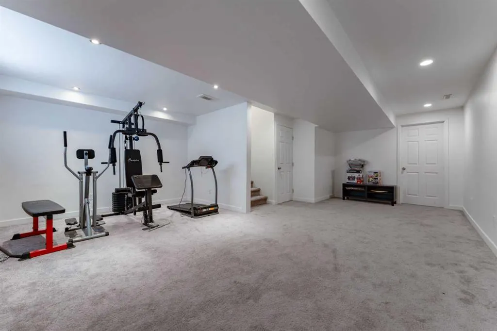 155 Silverado Skies Link SW, #1709