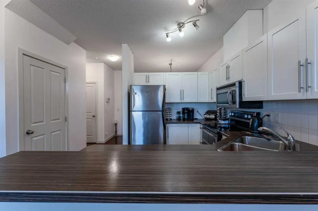155 Silverado Skies Link SW, #1709