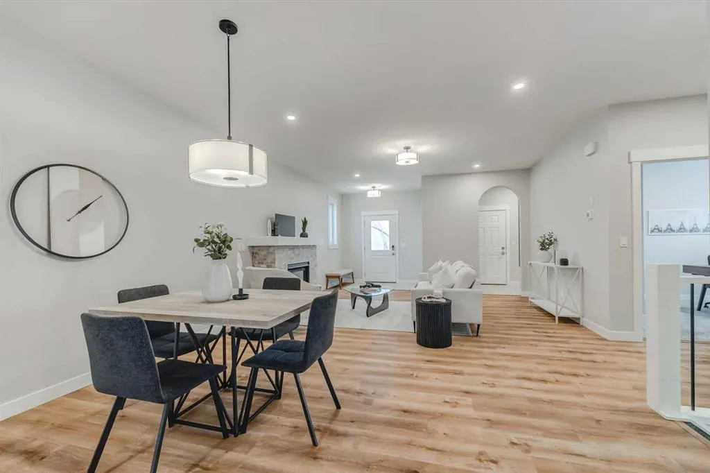 7 Clover Crescent