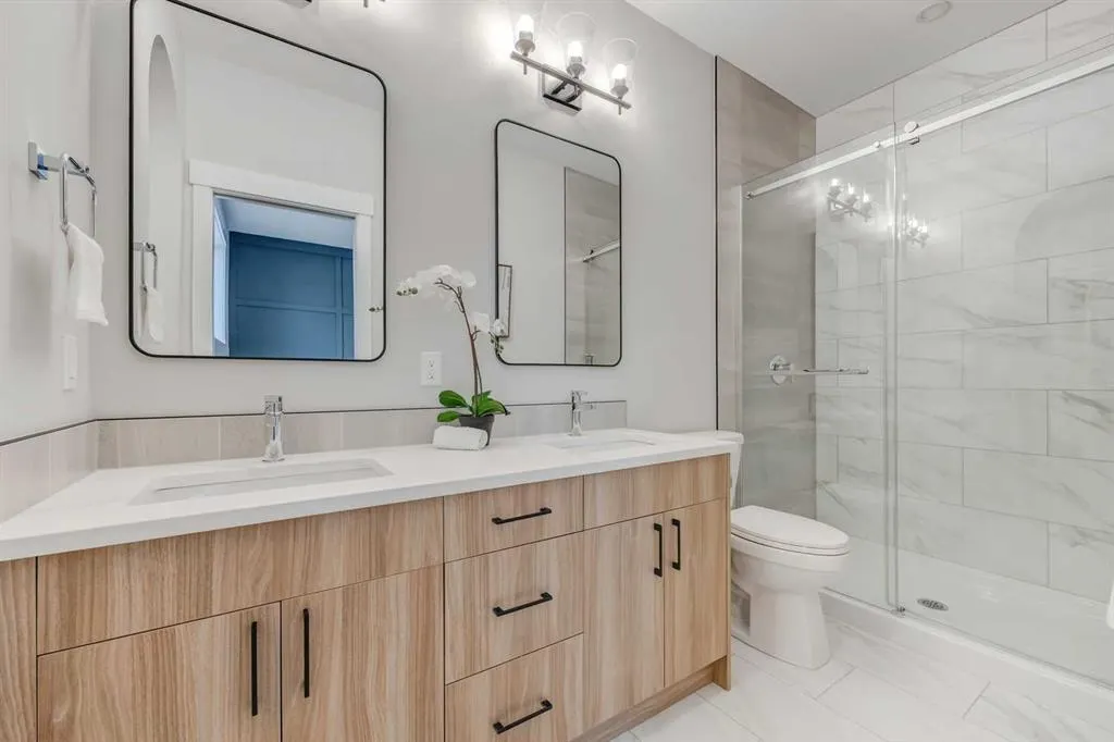 7 Clover Crescent
