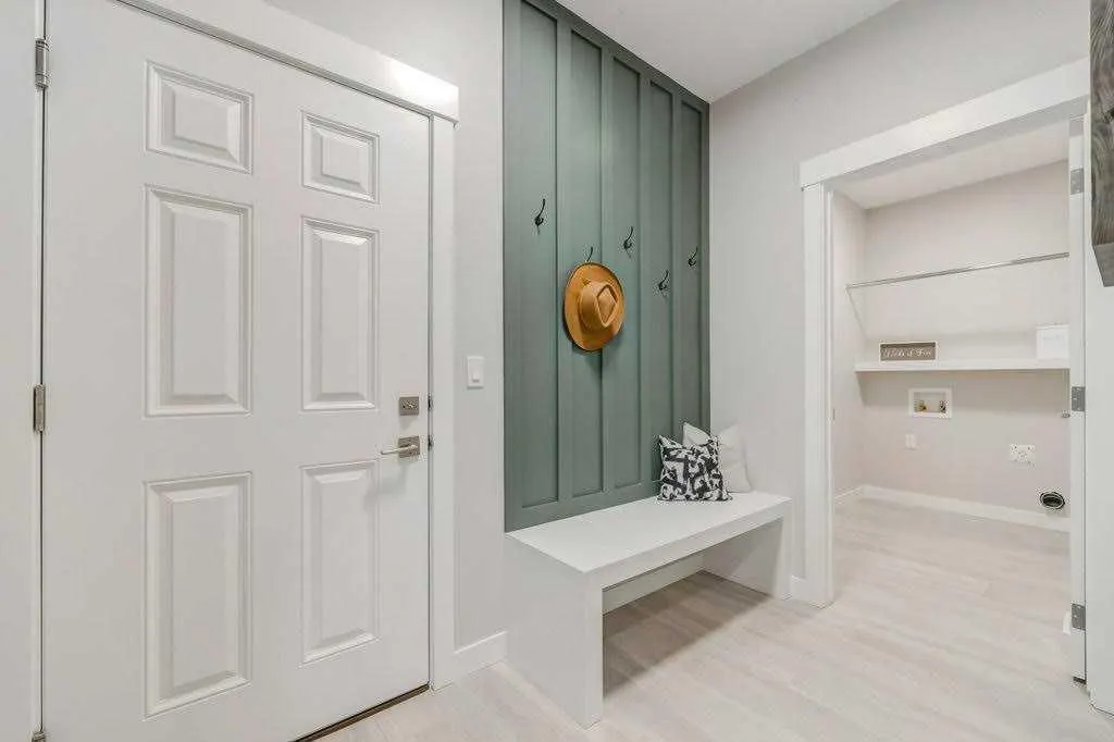 7 Clover Crescent