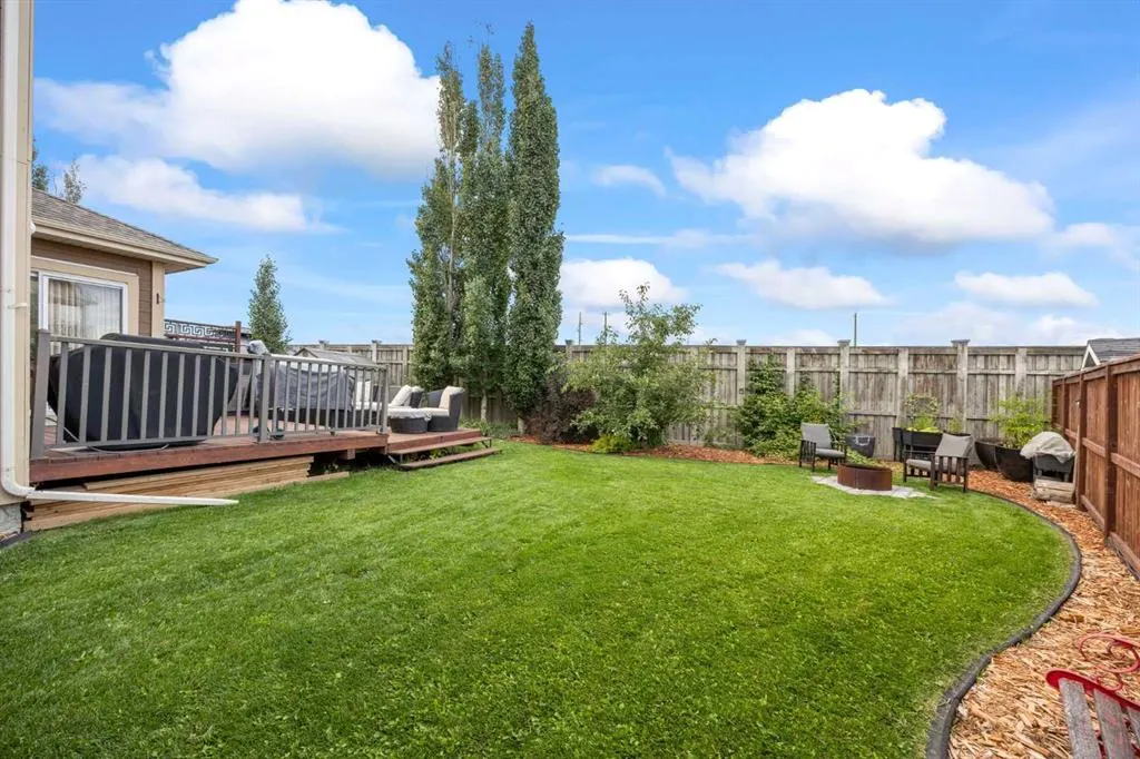 395 Mahogany Terrace SE