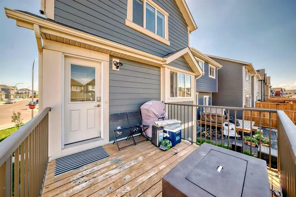 108 Magnolia Way SE