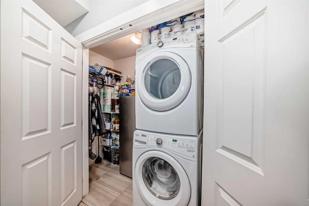 215 Legacy Boulevard SE, #2115