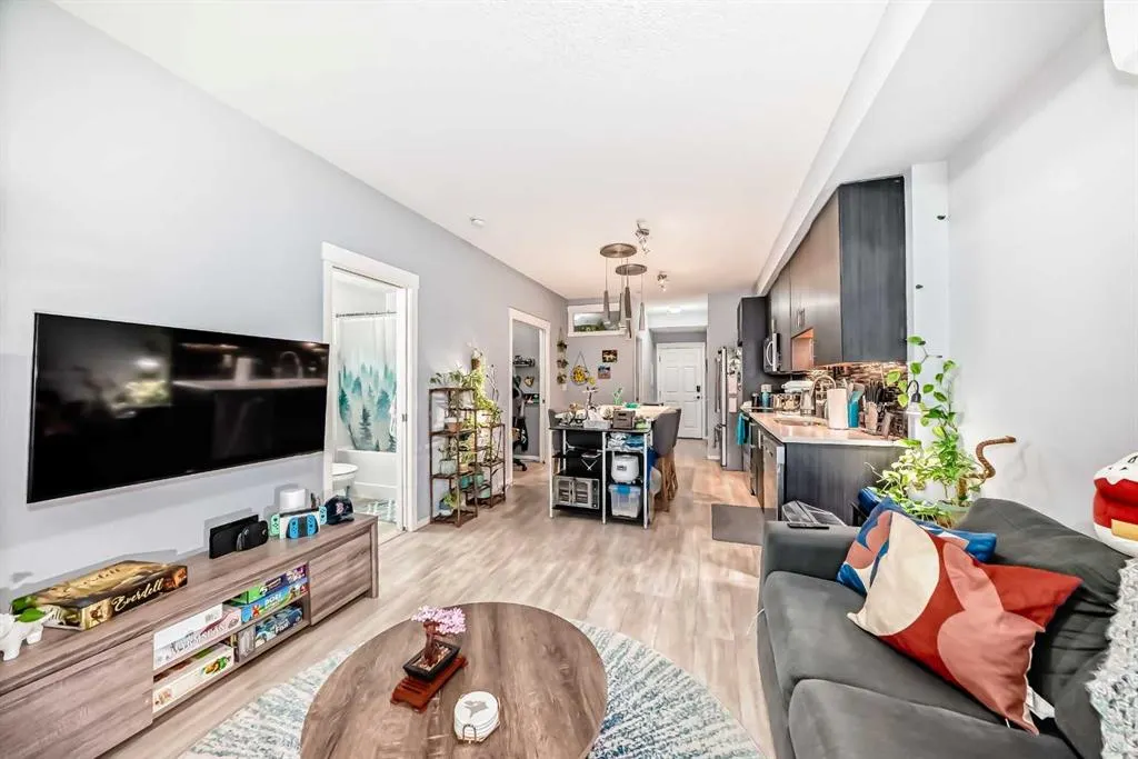 215 Legacy Boulevard SE, #2115