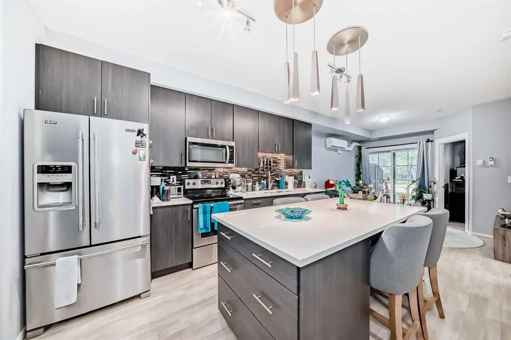 215 Legacy Boulevard SE, #2115