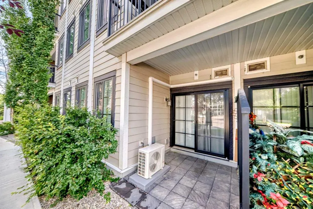 215 Legacy Boulevard SE, #2115