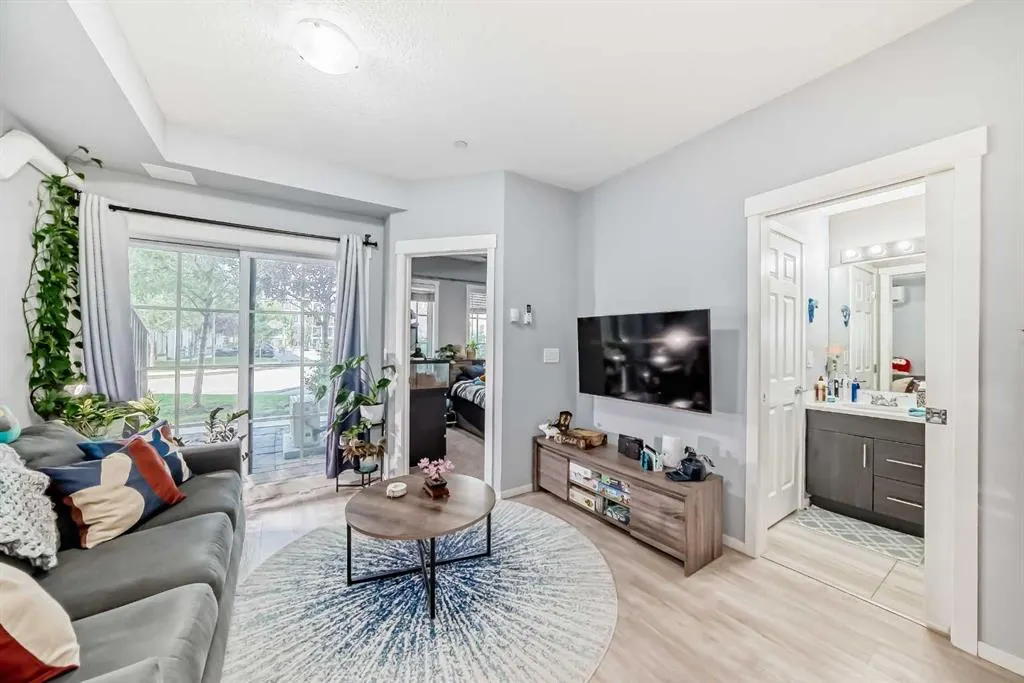 215 Legacy Boulevard SE, #2115