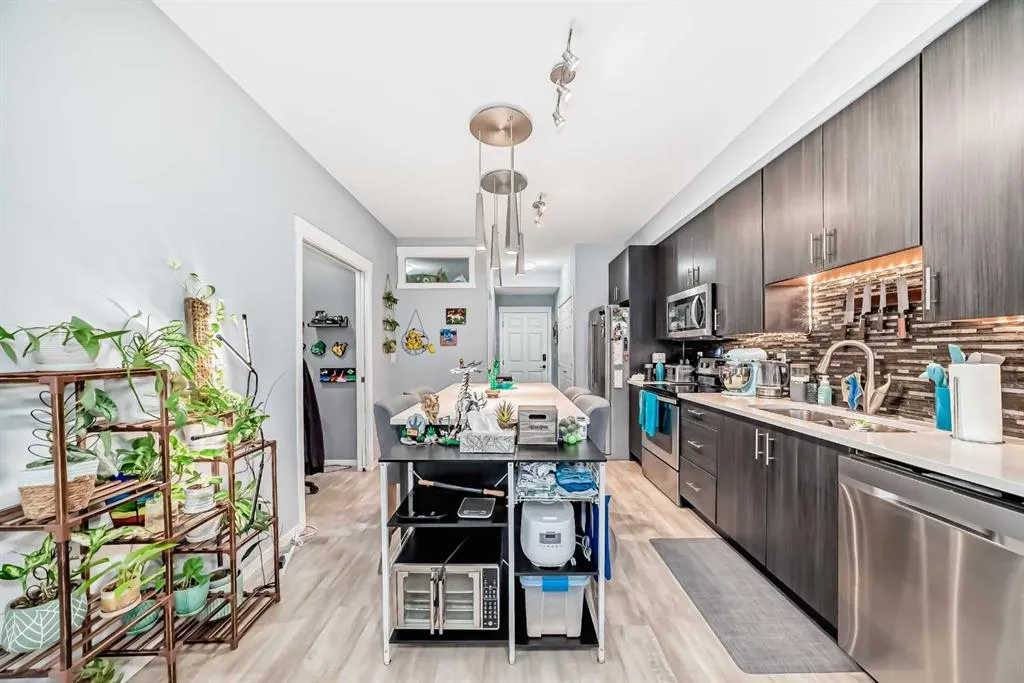 215 Legacy Boulevard SE, #2115