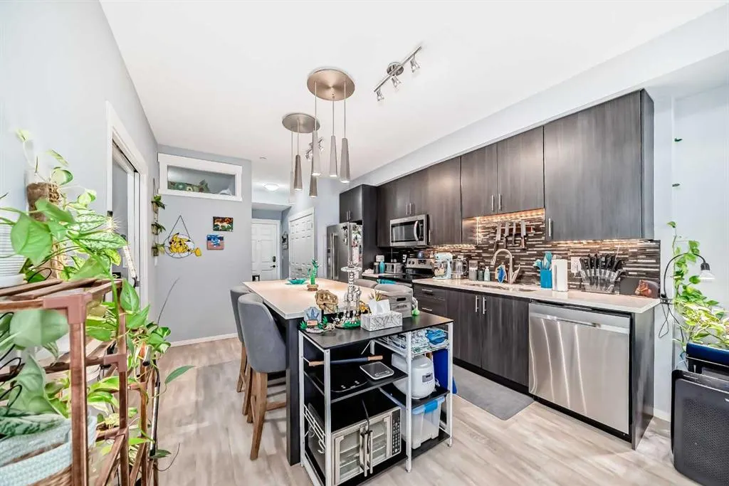 215 Legacy Boulevard SE, #2115