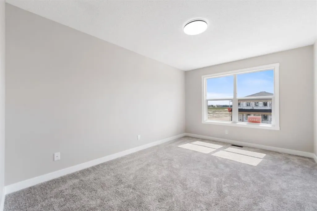 340 Cobblestone Gate SW
