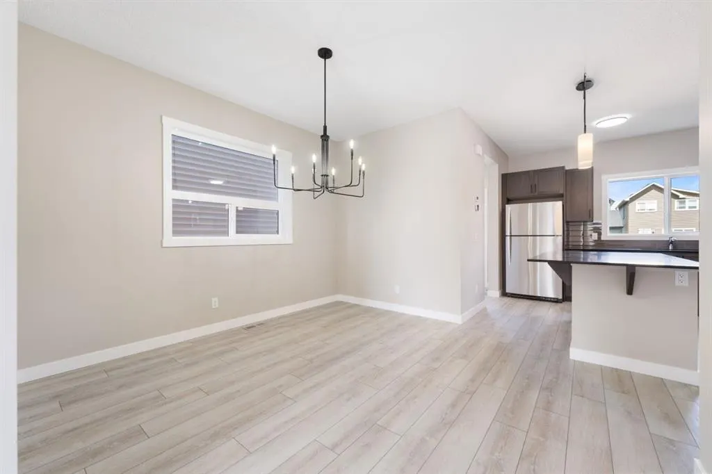 340 Cobblestone Gate SW