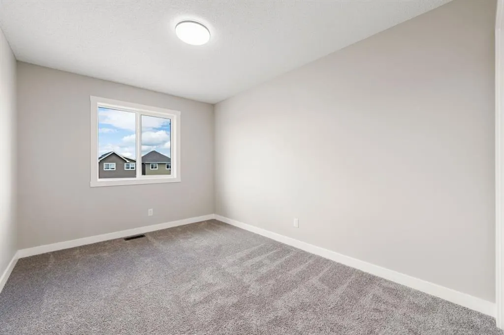 340 Cobblestone Gate SW