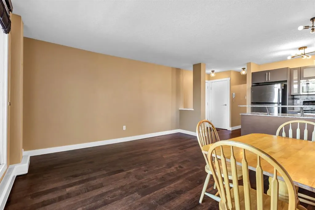 2209 14 Street SW, #201