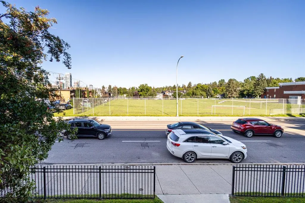 2209 14 Street SW, #201