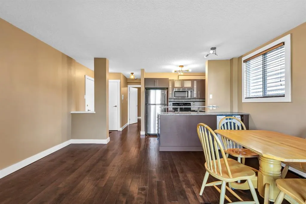 2209 14 Street SW, #201