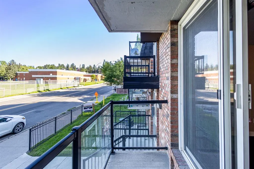 2209 14 Street SW, #201