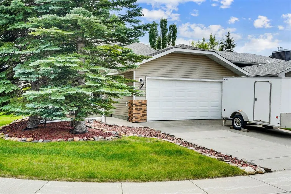 19 Everglade Drive SE