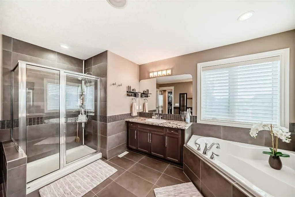 2695 Ravenslea Gardens SE