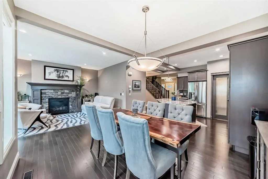 2695 Ravenslea Gardens SE