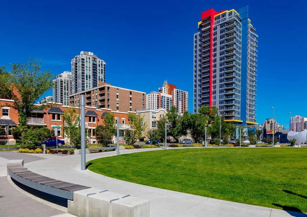 1240 12 Avenue SW, #202