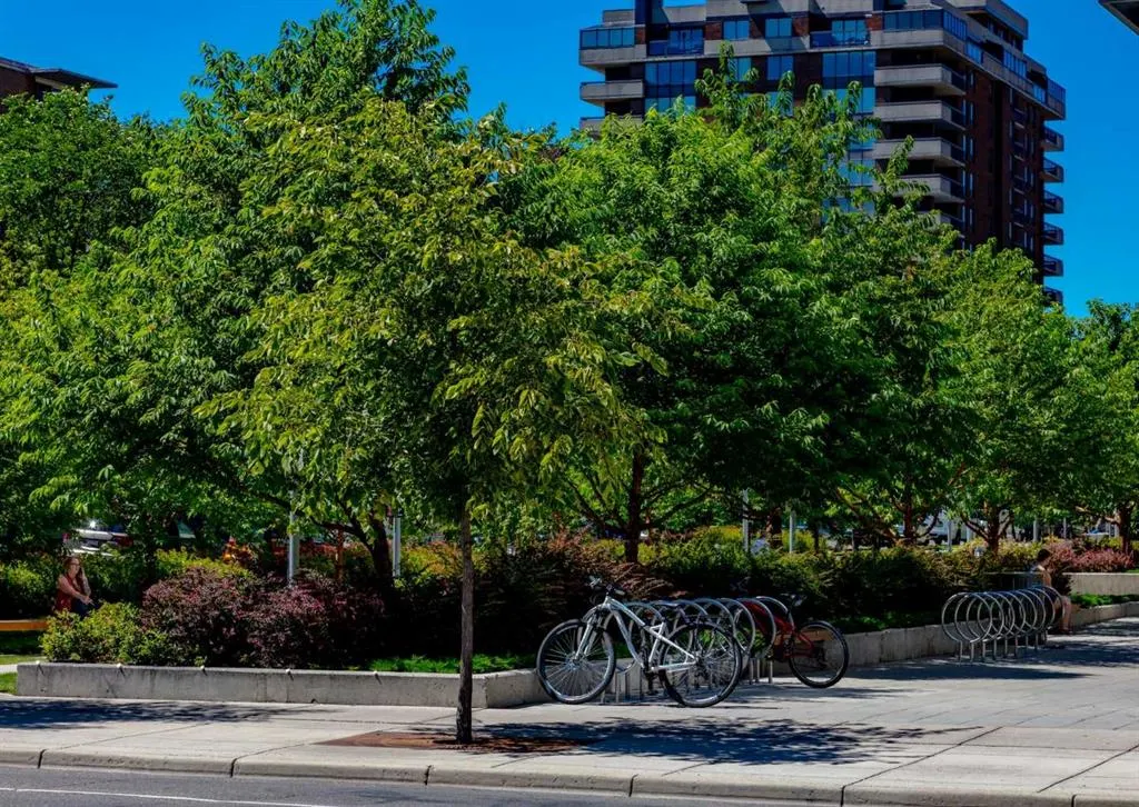1240 12 Avenue SW, #202