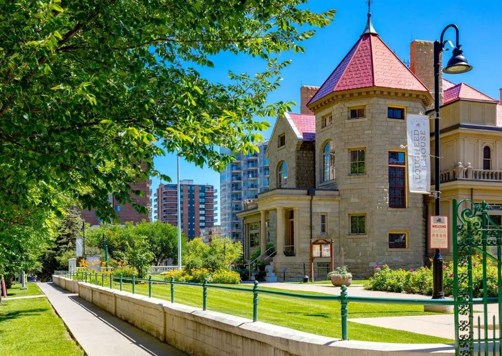 1240 12 Avenue SW, #202
