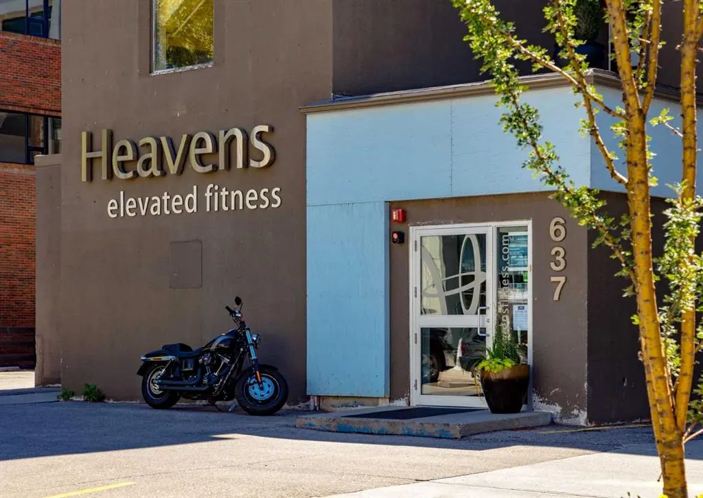 1240 12 Avenue SW, #202