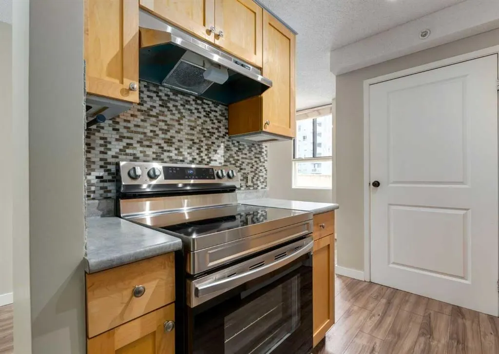 1240 12 Avenue SW, #202