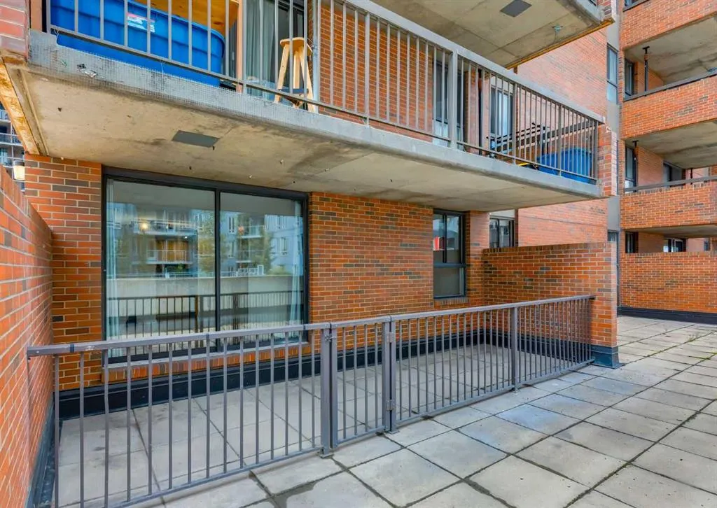 1240 12 Avenue SW, #202