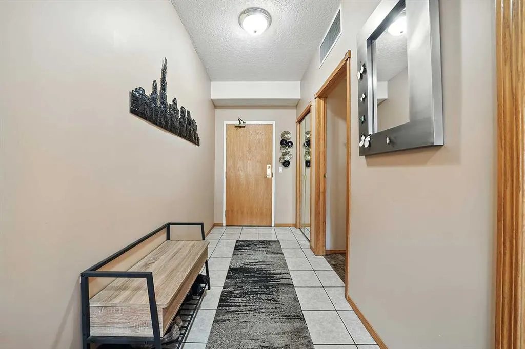 4805 45 Street, #404