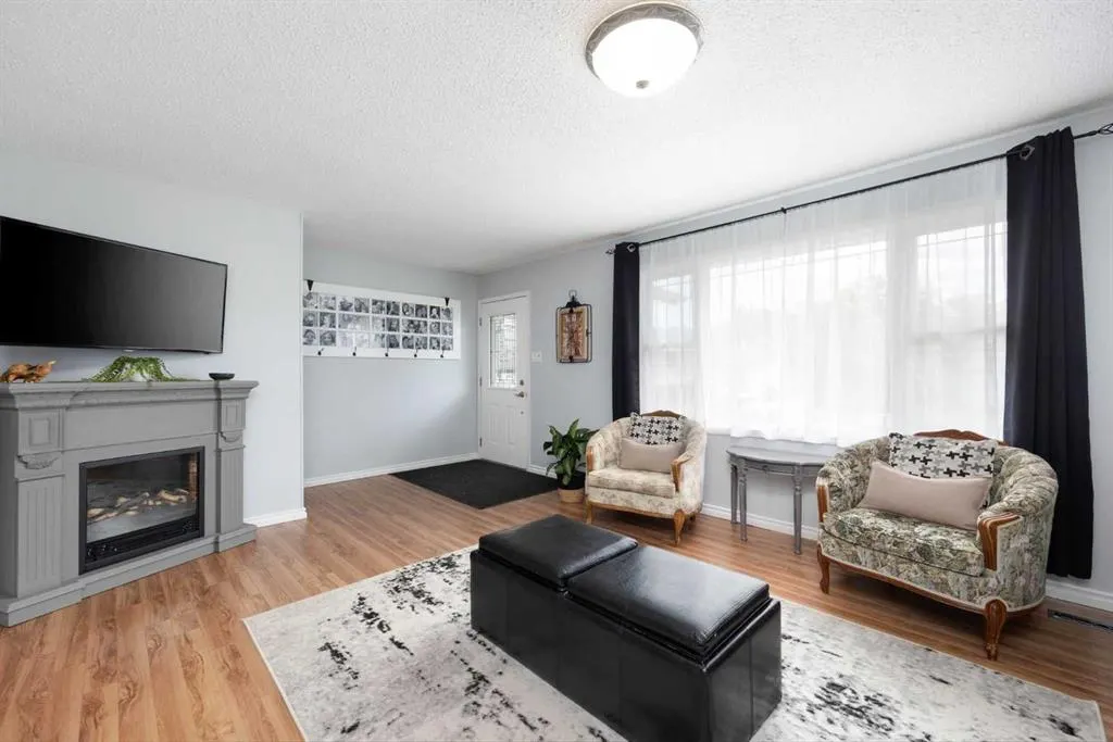 129 Wapiti Crescent