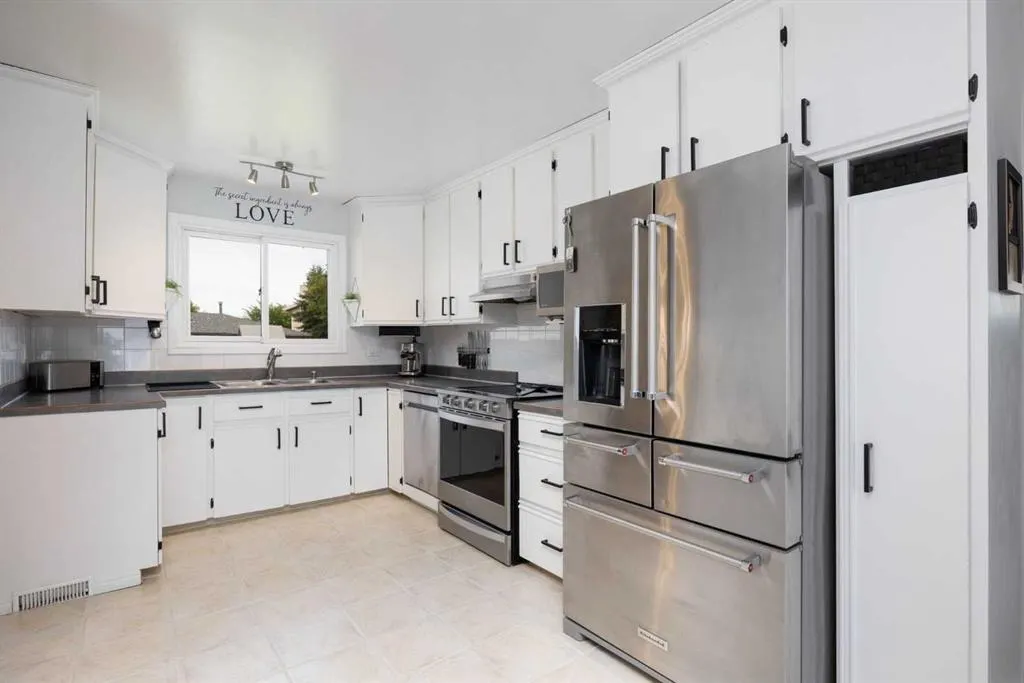 129 Wapiti Crescent